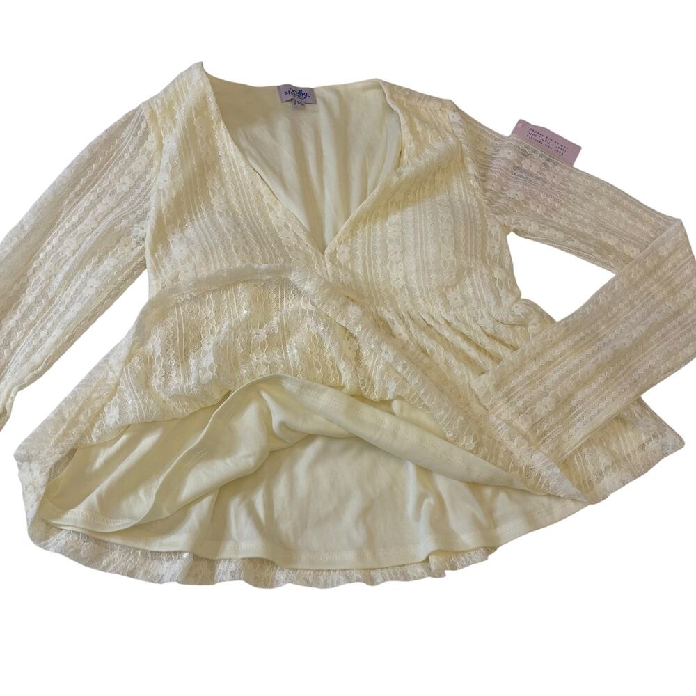 NWT Women's Ruby & Jewell Long Sleeve Lace Top Size Small Low V-Neck Cream - Picture 7 of 11